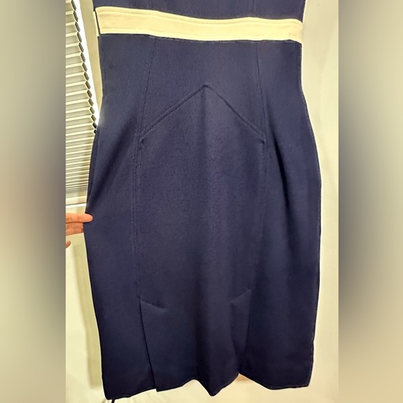 DIANE von FURSTENBERG New Domina Navy and Ivory Sheath Dress Size 6 - Picture 10 of 11